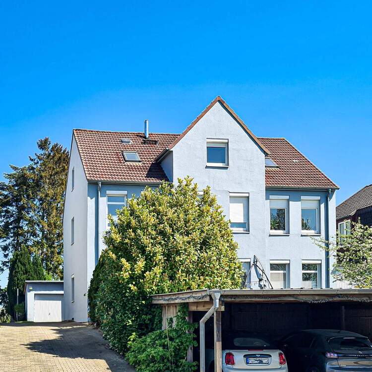 Thumbnail-Schwentinental bei Kiel - Mehrfamilienhaus mit Garagen, Carports und Teich