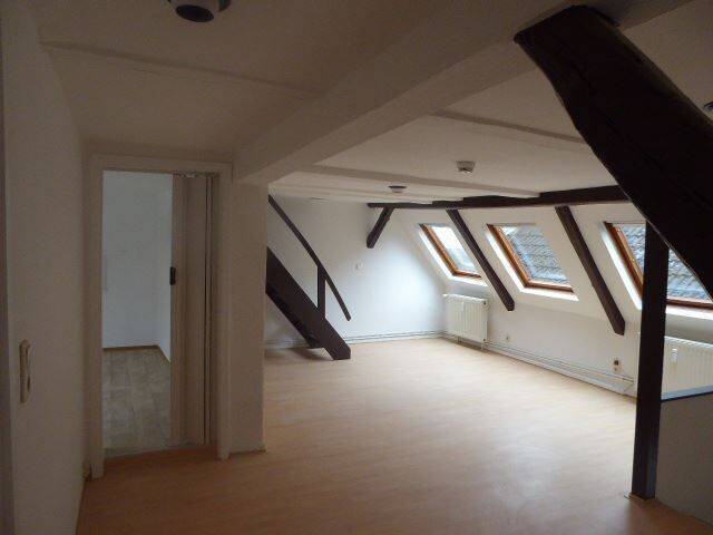 Thumbnail-Tolle, große 2-Zimmer-Maisonette Studio Wohnung in der Innenstadt!