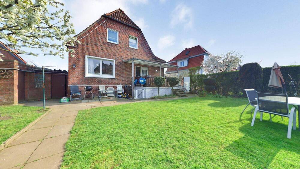 Thumbnail-Freistehendes Einfamilienhaus mit viel Platz für die ganze Familie in guter Lage von Borghorst