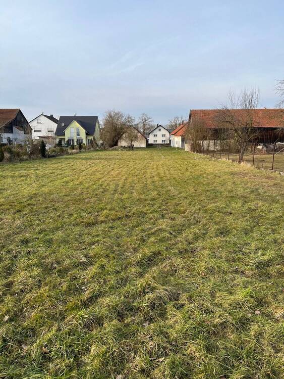 Grundstück