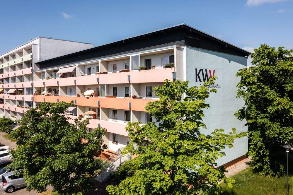 Thumbnail-Erstbezug nach umfassender Modenisierung - 1 Raum