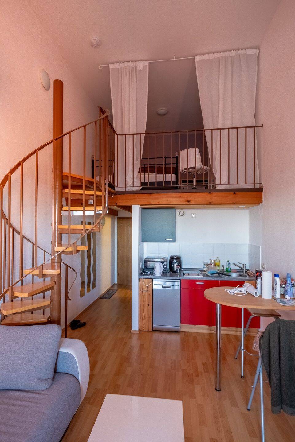 Thumbnail-Vermietete Maisonettewohnung mit Schwimmbad in Lahnstein.