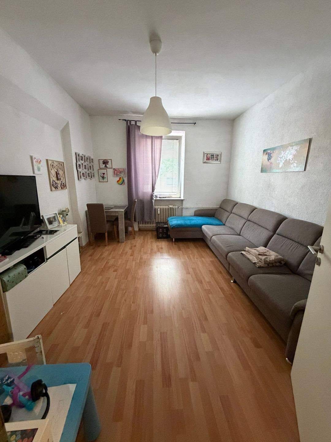 Thumbnail-Renovierungsbedürftige 2 Zimmerwohnung