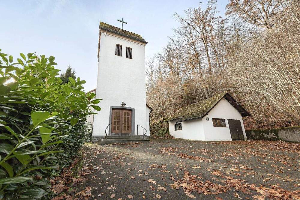 Thumbnail-Märchenhaft verborgen: Kirchengebäude auf Erbpachtgrundstück mit Umnutzungspotenzial in Rummenohl