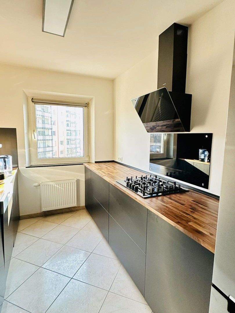 Thumbnail-Hochwertig & modern: Saniertes 23-Zimmer-Domizil mit edler Einbauküche in Nürnberg