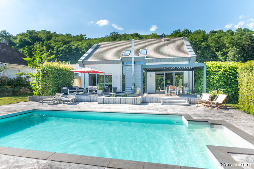 Thumbnail-Nähe Saarlouis - Traumhaus für die ganze Familie - komplett möbliert, mit Pool und viel Raum zum Spielen und Entspannen