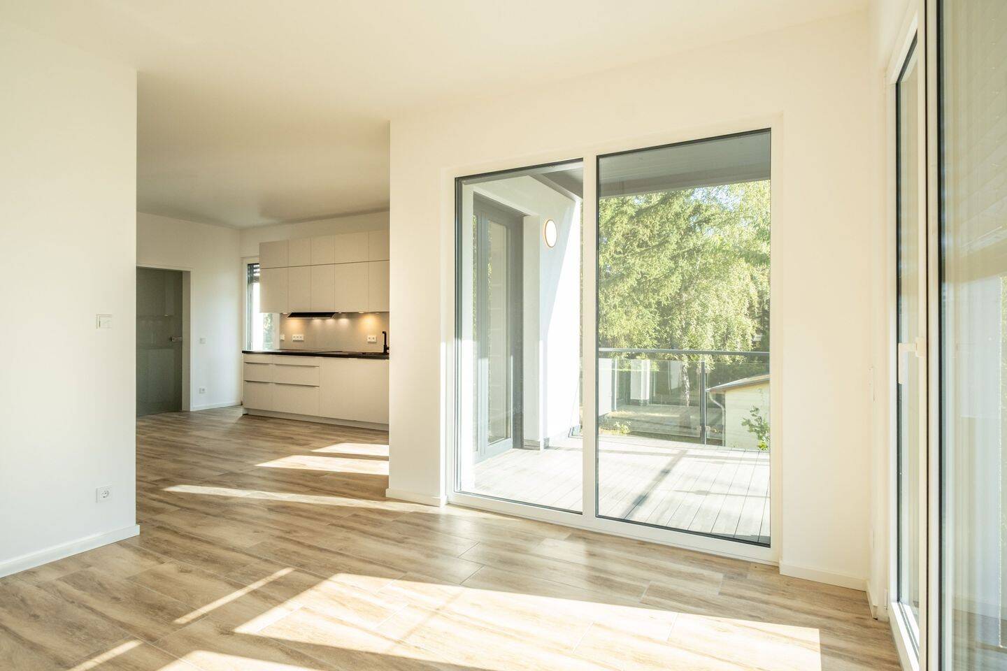 Thumbnail-Hochwertiges Neubau-Apartment (OG) im lichtdurchfluteten CUBE - mit TOP PreisLeistung & Anbindung !