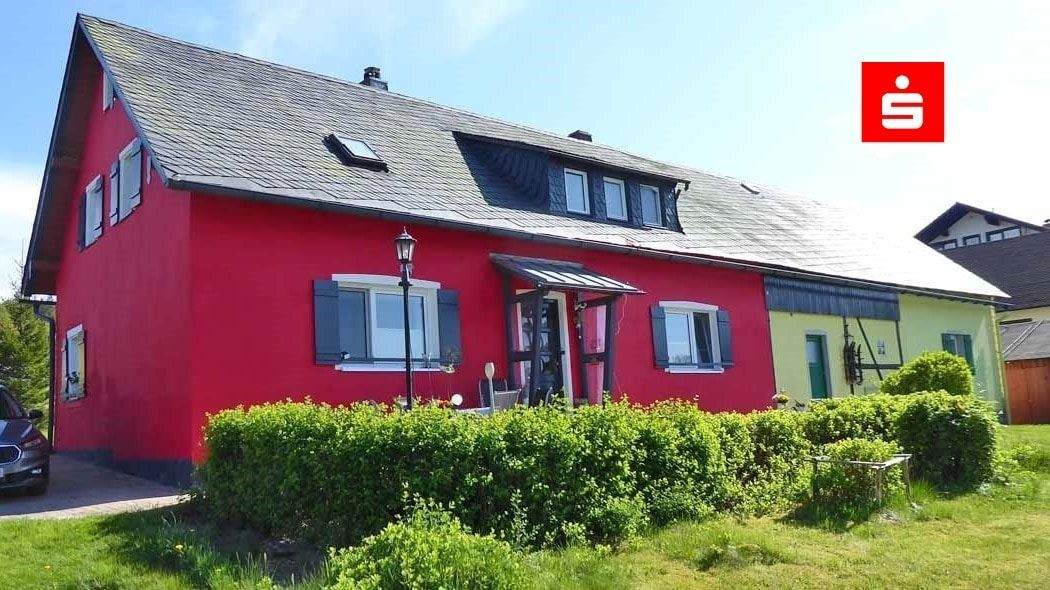 Thumbnail-Ein-Zweifamilienhaus in Bischofsgrün