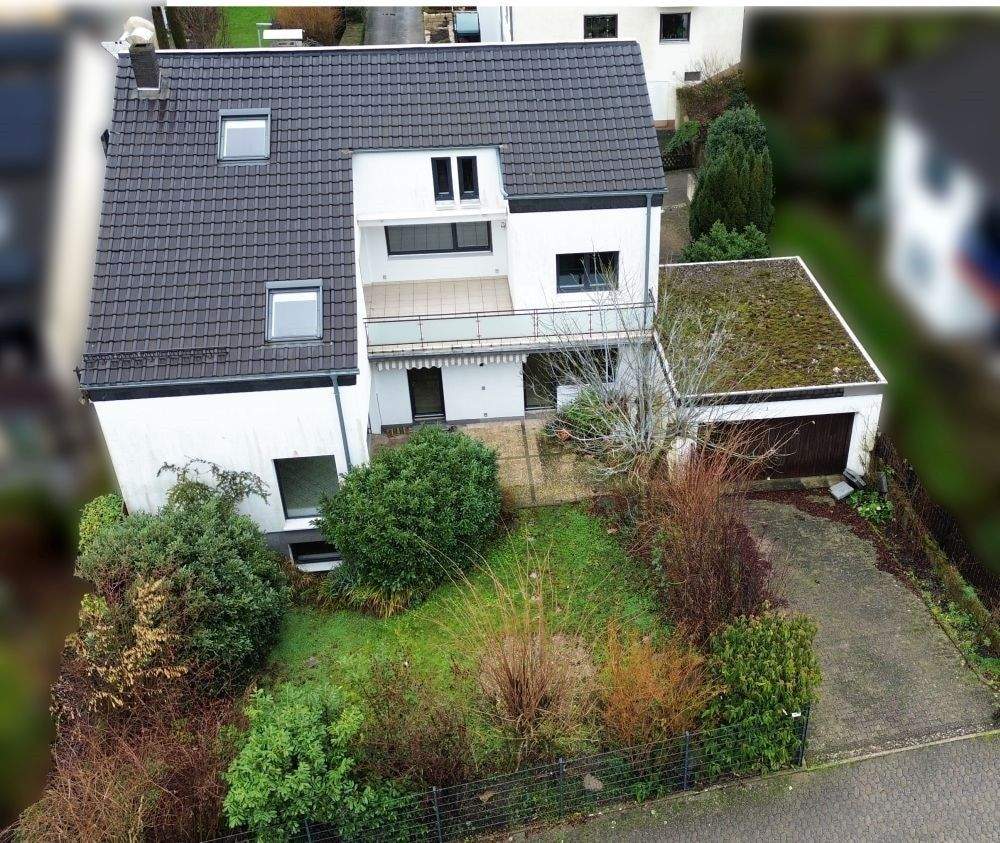 Thumbnail-Durchmodernisiertes Zweifamilienhaus in Toplage am Leimenberg