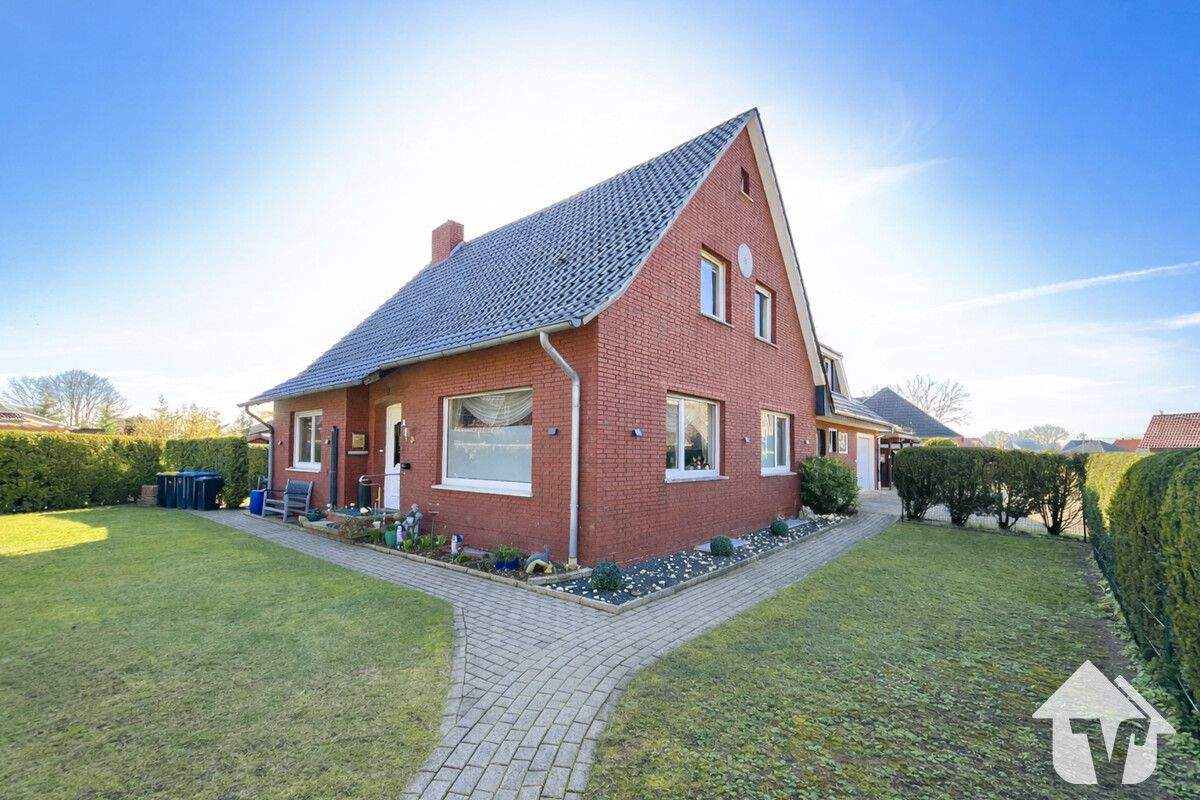 Thumbnail-Zwei Wohnwelten, ein Zuhause - großzügiges Zweifamilienhaus mit Charakter in Holte.