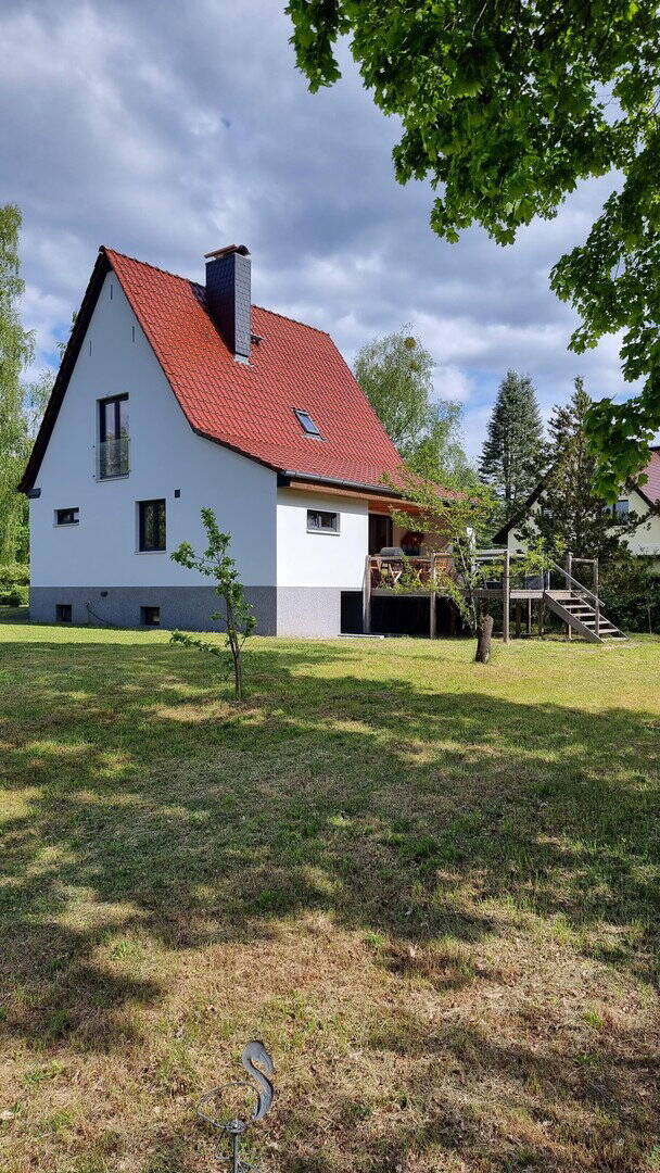 Thumbnail-Haus und Bootshaus - Land- und Wasseridylle