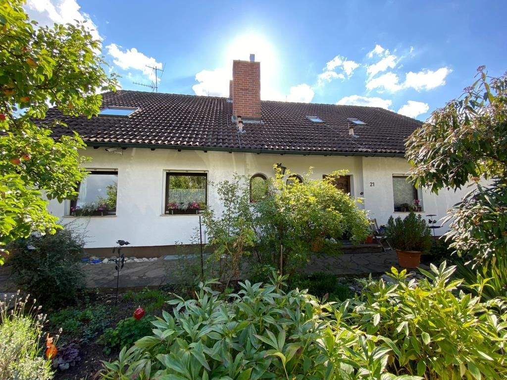 Thumbnail-1-2 Familien Haus in toller Lage in Großhabersdorf Haus kaufen