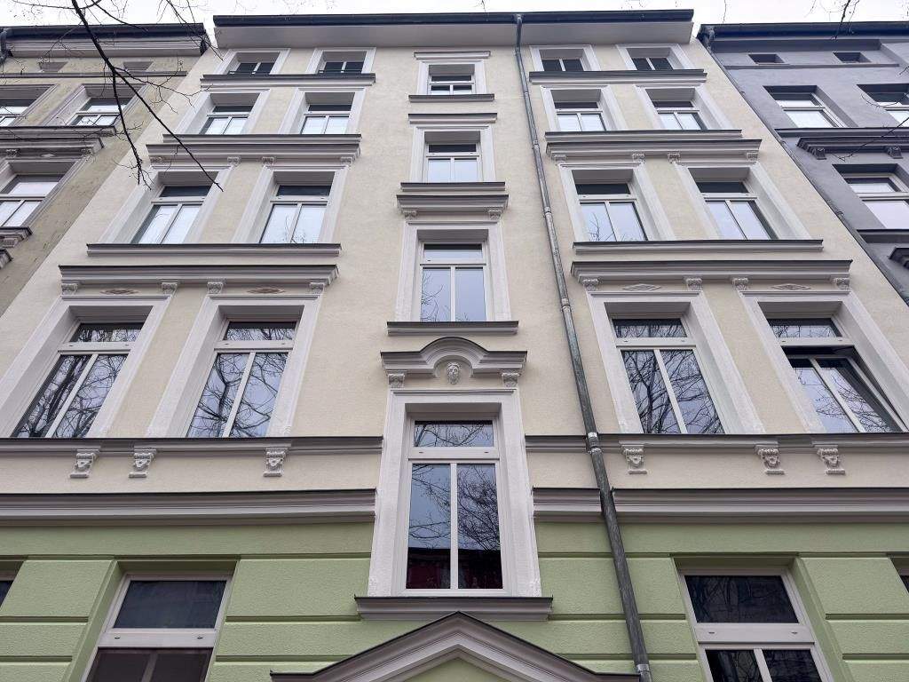 Thumbnail-Vermietete 2-Zimmer-Eigentumswohnung mit Balkon