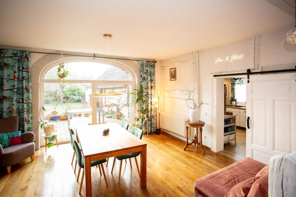 Thumbnail-Charmante Haushälfte mit Fachwerk-Interieur: Umfassend renoviert und top in Schuss!