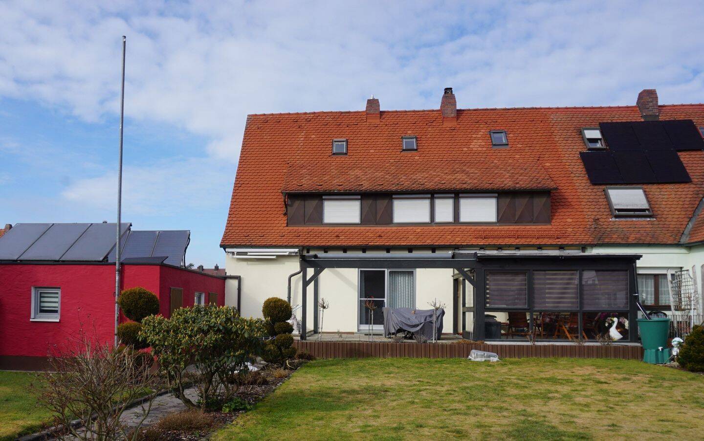 Thumbnail-Adrettes 2-Familienhaus mit großem Garten in Nürnberg - Süd Haus kaufen