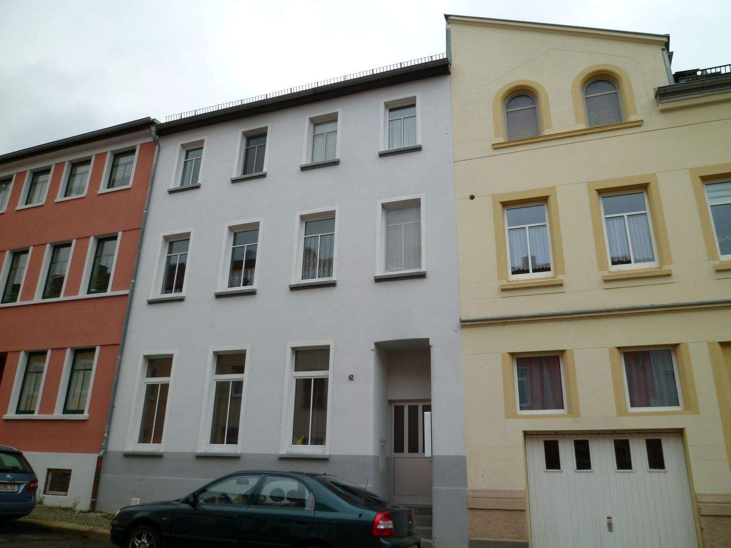 Thumbnail-Kleines Mehrfamilienhaus in guter Lage