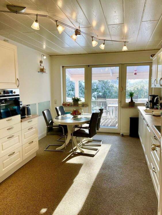 Thumbnail-COURTAGEFREI - Preisideen erwünscht! - exklusives Traumhaus - mit fantastischem Weitblick - WärmepumpenPhotovoltaik mit Rückvergütung