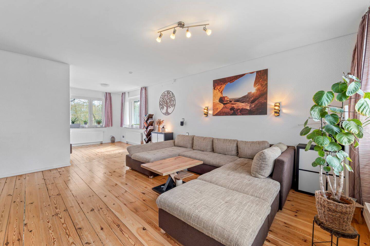 Thumbnail-Viel Raum, volle Unabhängigkeit - Ihr neues Zuhause im Einklang mit Natur und Technik