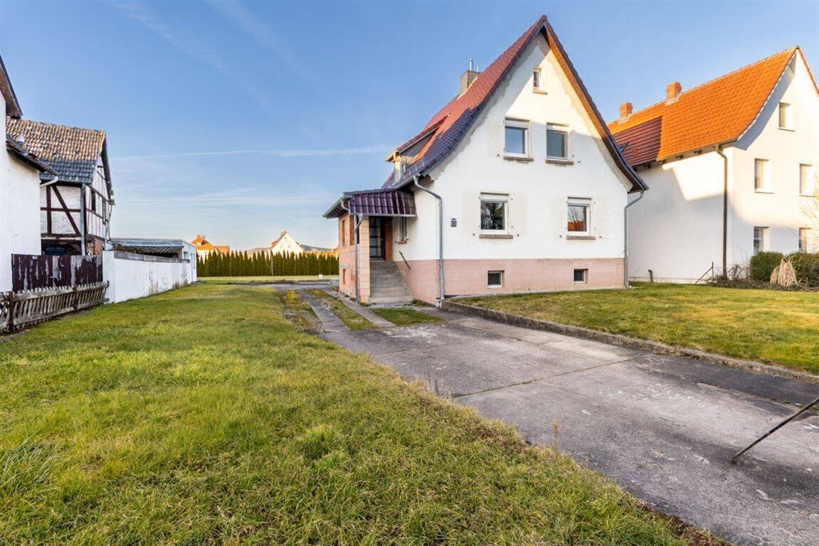 Thumbnail-Ihr neues Zuhause: Saniertes Einfamilienhaus mit Stil und Komfort
