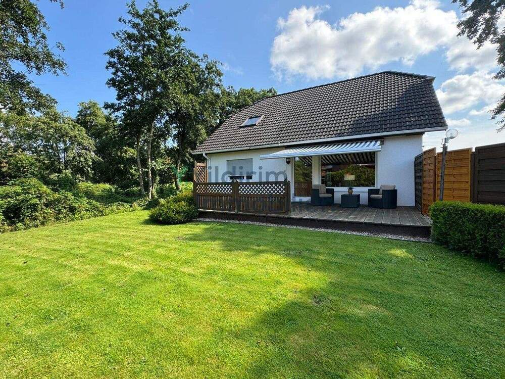 Thumbnail-Familienfreundliches Einfamilienhaus mit Garten in Stickenbüttel