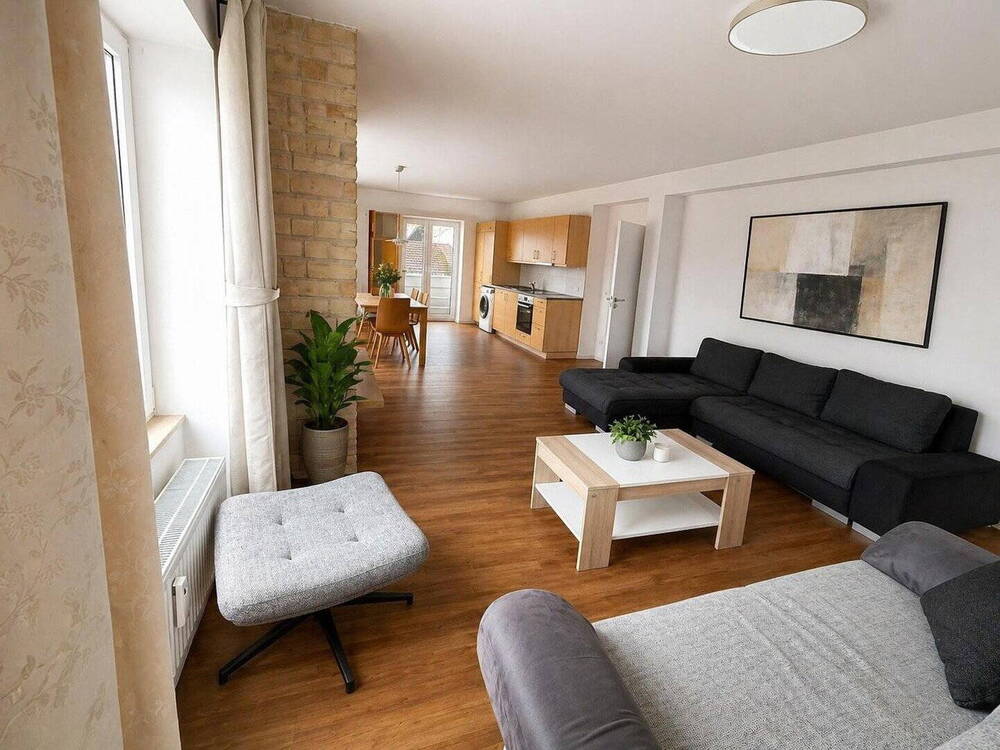 Thumbnail-Große renovierte Wohnung nahe TUM, ideal für WGFirmaFamilie, befristet 2 Jahre.