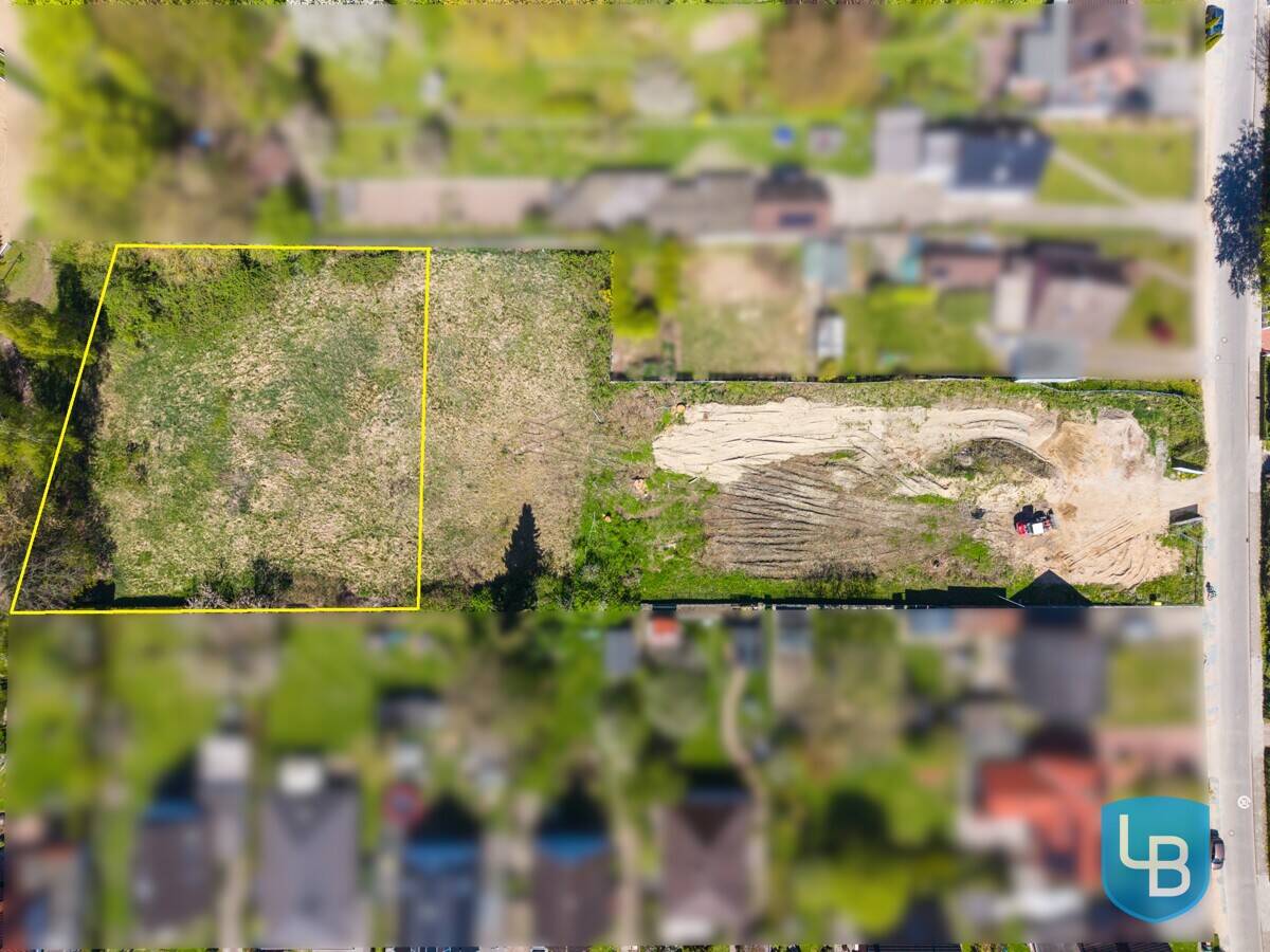 Thumbnail-Projektgrundstücke für zwei Mehrfamilienhäuser mit jeweils bis zu 4 Wohneinheiten