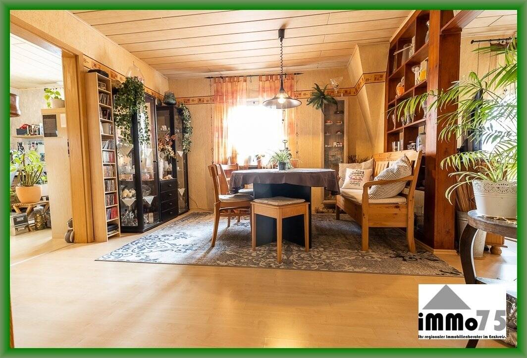 Thumbnail-wunderschöne 3,5 Zimmer Wohnung mit Carport, Gartenanteil und Hobbyraum