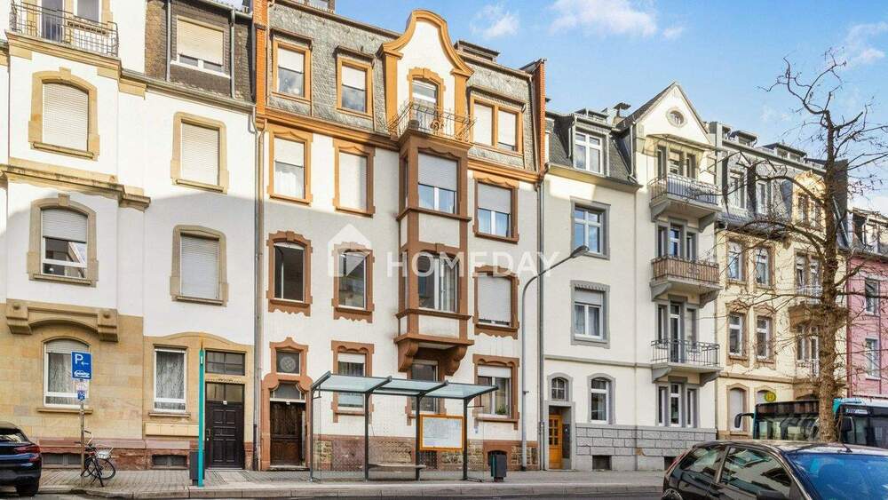 Thumbnail-Rentables MFH mit 4 Wohneinheiten und einem 70 m2 Atelier mit Dachterrasse in urbaner Lage