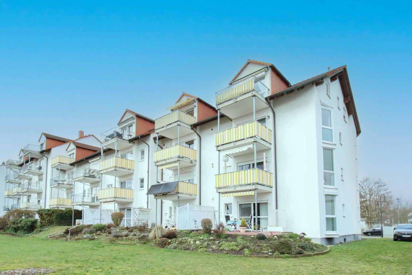 Thumbnail-4-Zimmer Dachgeschoss Wohnung mit schönem Südbalkon in Kahl am Main