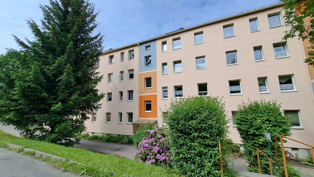 Thumbnail-Sehen, staunen, einziehen - helle 2-Raum-Wohnung in ruhiger Jahnsdorfer Lage mit Blick ins Grüne