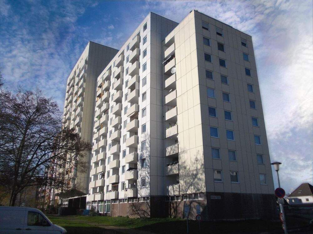 Thumbnail-Gut vermietete 3-Zimmer-Wohnung mit Süd-Balkon, Aufzug und Stellplatz!