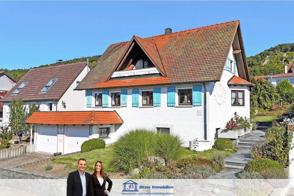Thumbnail-Wohnhaus mit besonderem Charme und idyllischem Garten