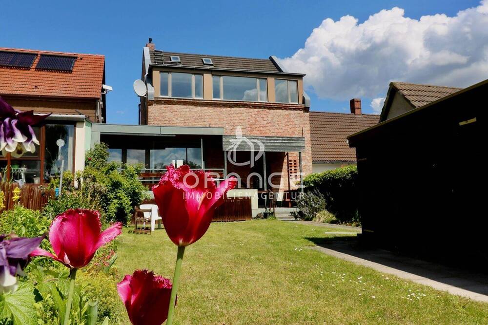 Thumbnail-*** Neu renoviert & sofort bezugsbereit - modernes, helles Architektenhaus ***