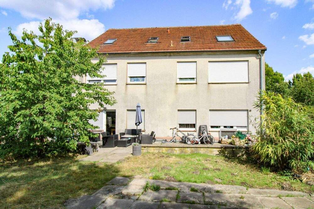 Thumbnail-Stark reduziert: MFH in Salzkotten-Upsprunge Renovierungsbedüfrtig - jetzt nur 275.000 €