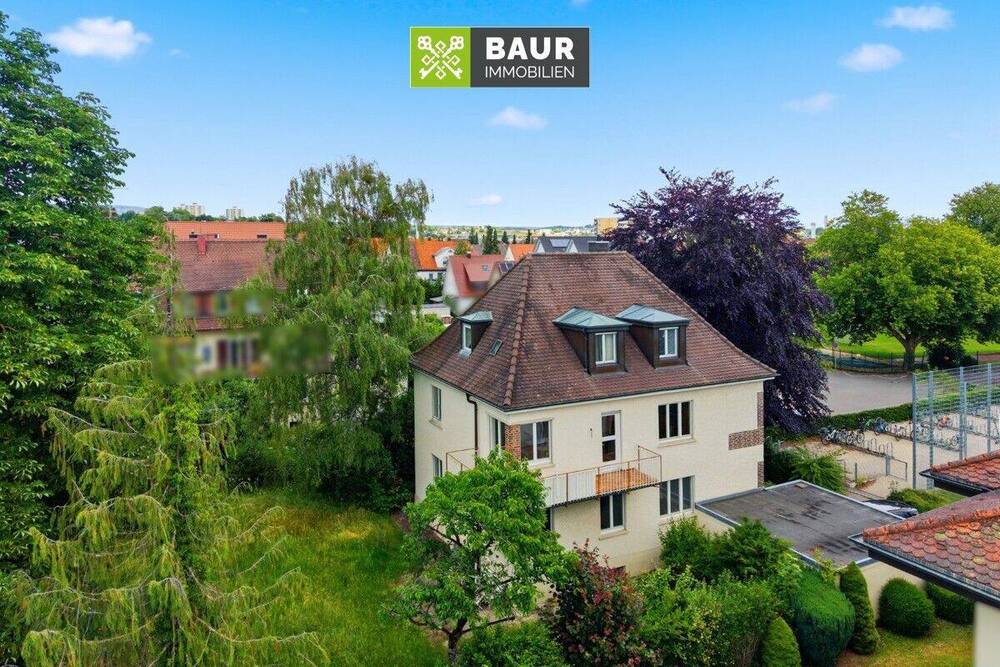 Thumbnail-Gegen Gebot: Eine Seltenheit steht zum Verkauf - geschichtsträchtiges Wohnhaus in Friedrichshafen