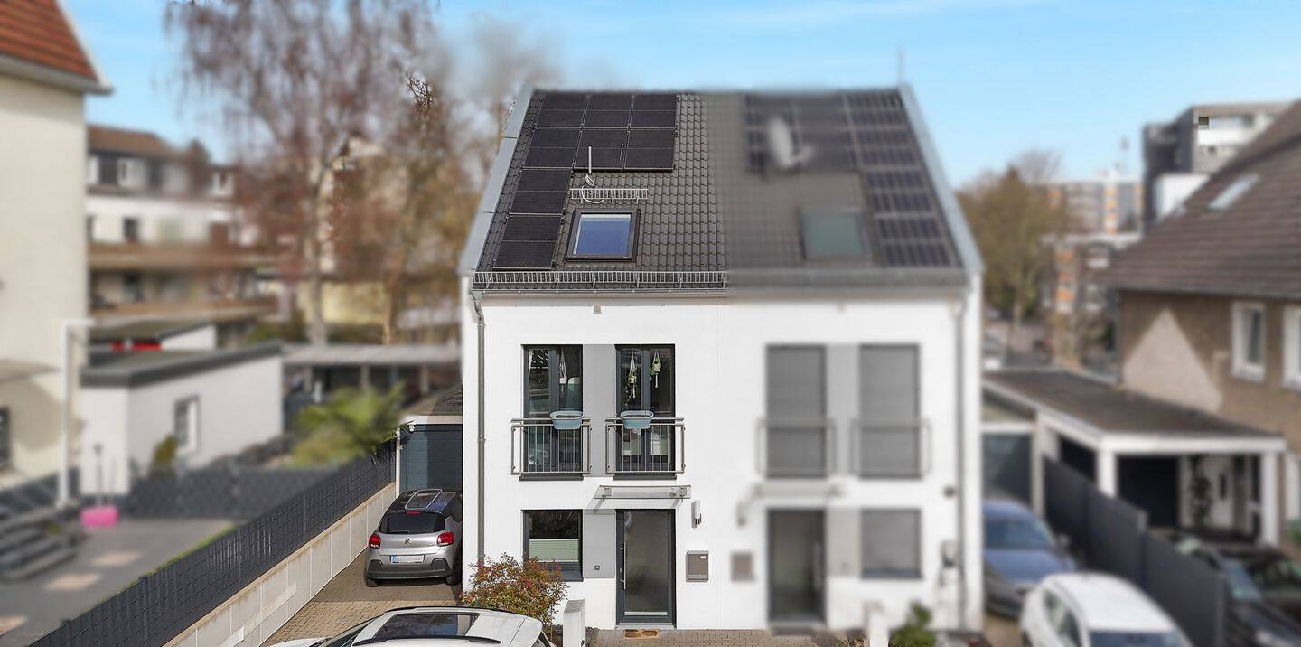 Thumbnail-Moderne Doppelhaushälfte mit Terrasse und Familiencharme in Solingen, inkl. bestehendes KfW-Darlehen