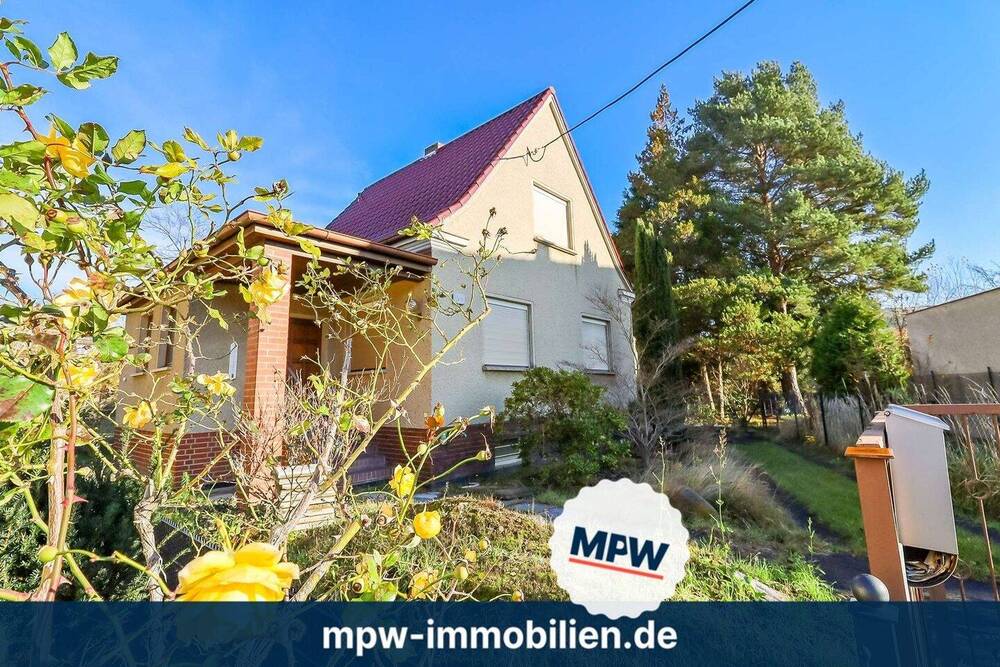 Thumbnail-Charme der 30er mit Entwicklungschance: Gepflegtes Stadthaus im Grünen