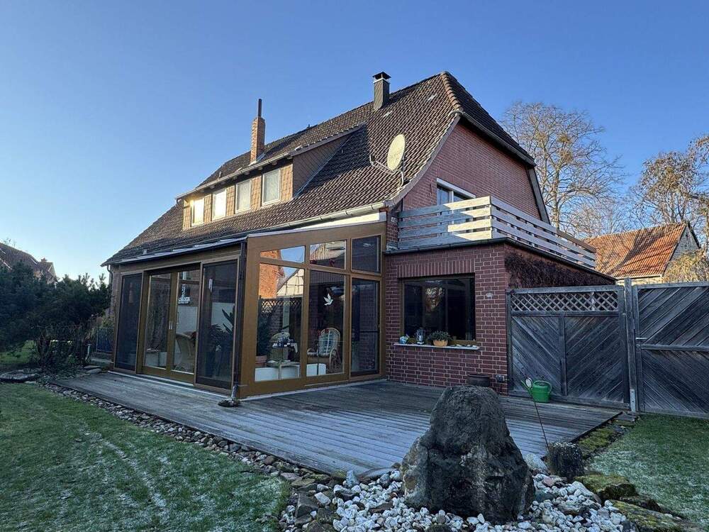 Thumbnail-Ihr neues IMMOBILIEN QUARTIER: Gepflegtes 2-Fam.-Haus mit viel Charme & hinlänglich Platz