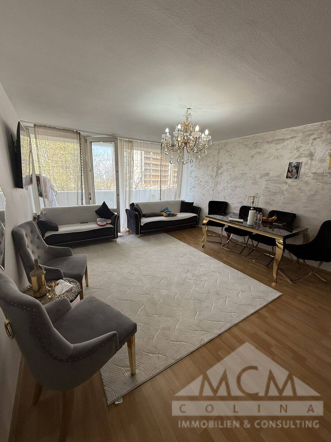 Thumbnail-Helle, zentral gelegene Wohnung mit großzügigem Balkon