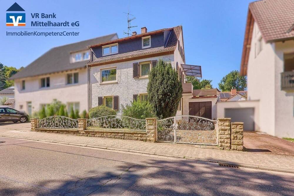 Thumbnail-Wohnhaus mit Potenzial: Ideal für Mehrgenerationenwohnen oder Vermietung in Bad Dürkheim-Seebach!