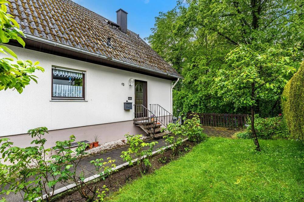 Thumbnail-Charmantes freistehendes Einfamilienhaus mit Entwicklungsspielraum in Ennepetal-Büttenberg - Ihr Raum um neue Kapitel auszuschlagen!