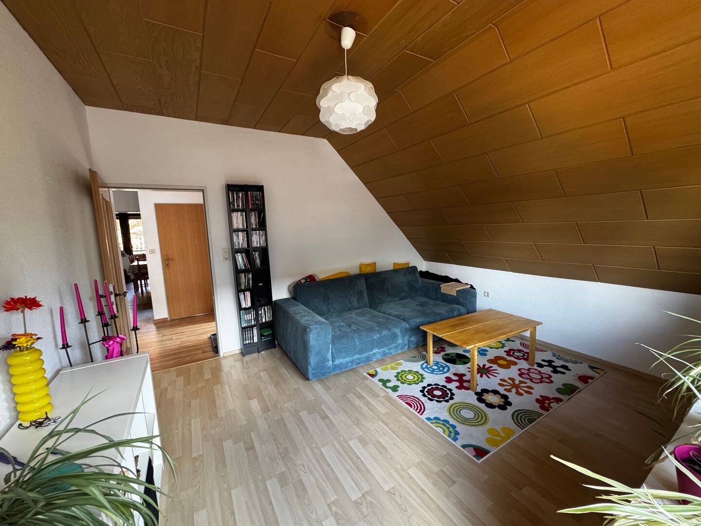 Thumbnail-3 ZKB Dachgeschosswohnung mit Balkon zu vermieten!