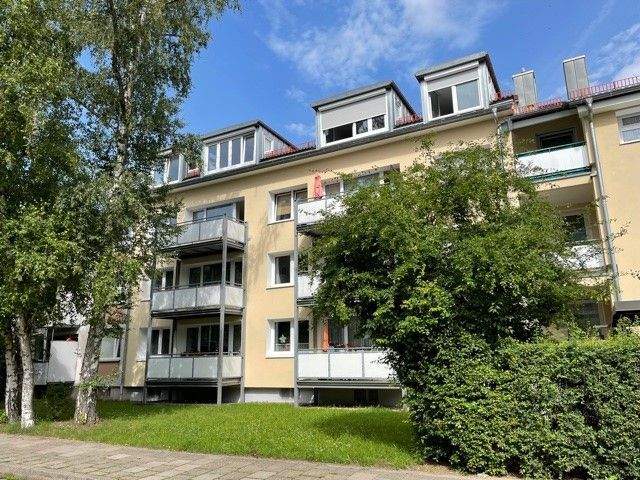 Thumbnail-Erstbezug nach Sanierung - 3-Zimmer-Wohnung mit Südbalkon