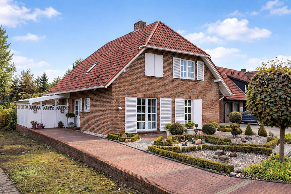 Thumbnail-#RESERVIERT# Einziehen und wohlfühlen - Einfamilienhaus mit Kamin, Büro und Terrasse