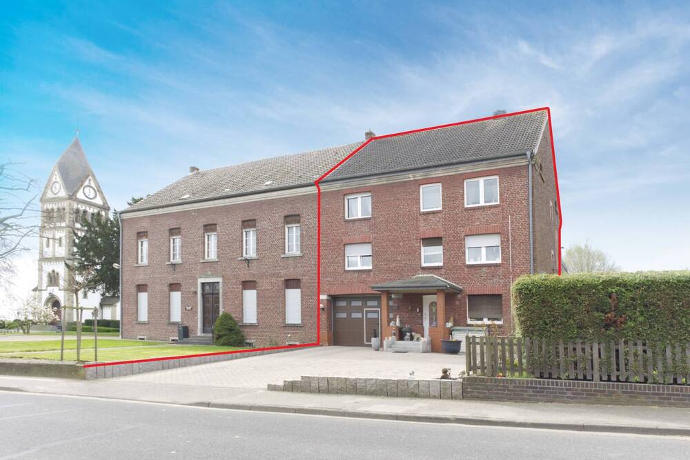 Thumbnail-Großzügiges und modernisiertes Familienhaus mit Wintergarten, Kamin und Garten in Laffeld!