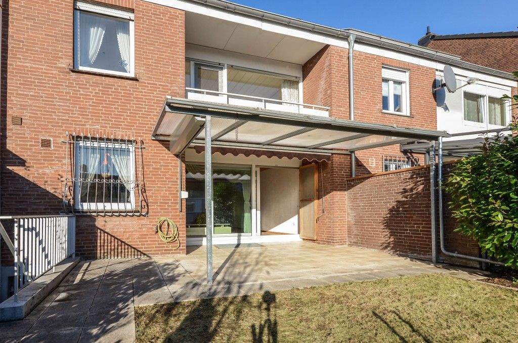 Thumbnail-Reihenmittelhaus mit Garage * 4 Zimmer * Süd-Terrasse * Keller * Wannenbad