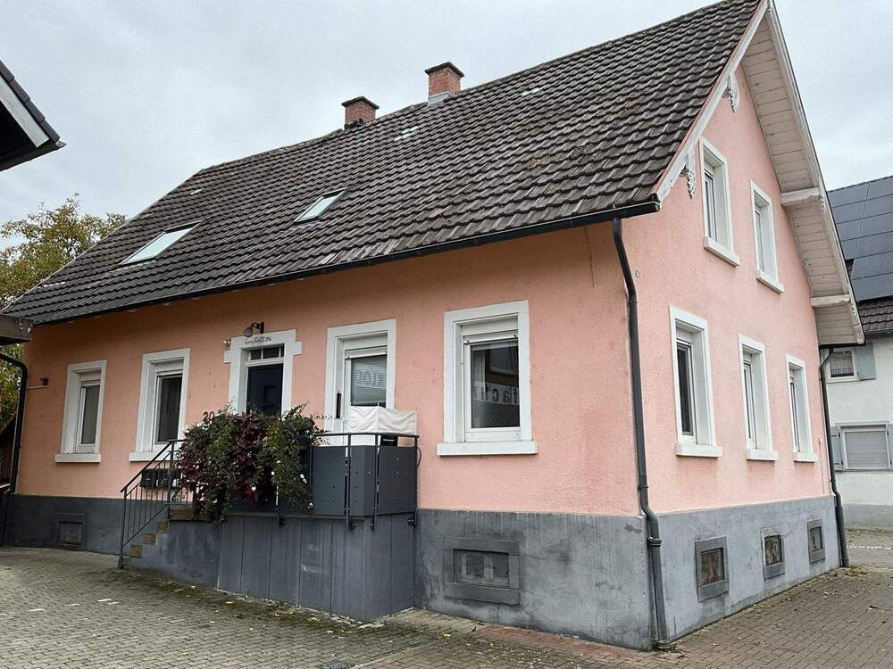 Thumbnail-Zweifamilienwohnhaus in Friesenheim