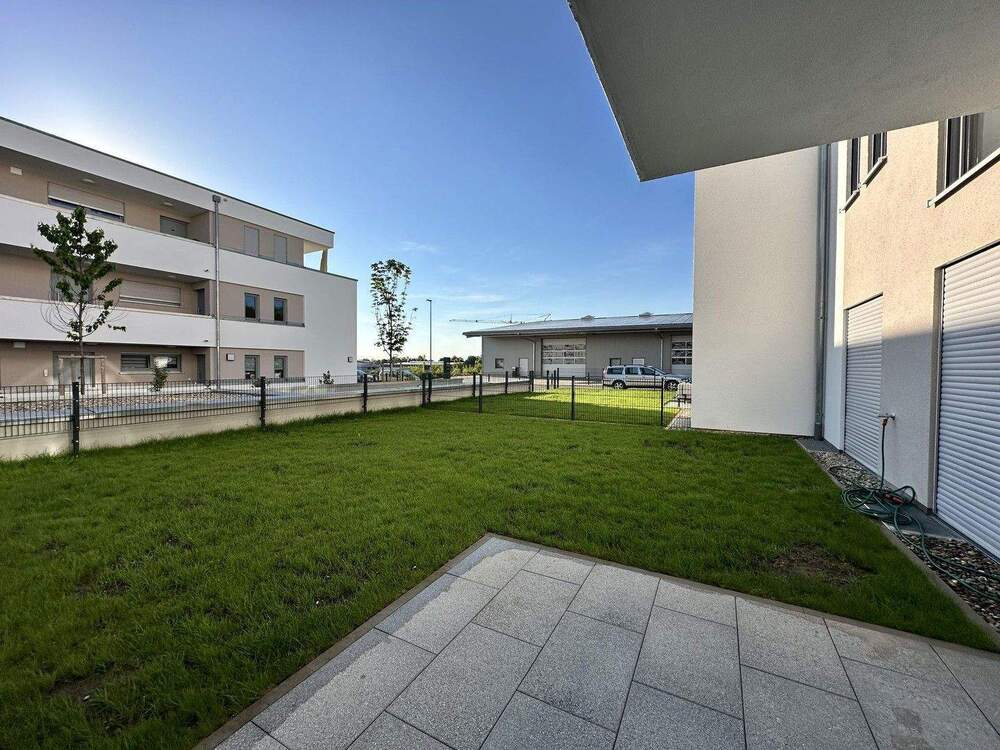 Thumbnail-Bei ULM * Neuwertige und Moderne EG-Wohnung inkl. Garten