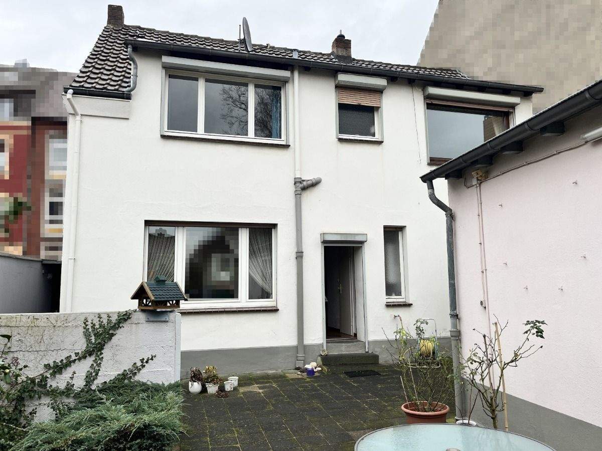 Thumbnail-Einseitig-angebautes solides Ein-bis Zweifamilienhaus in Duisburg Alt-Homberg mit Garage