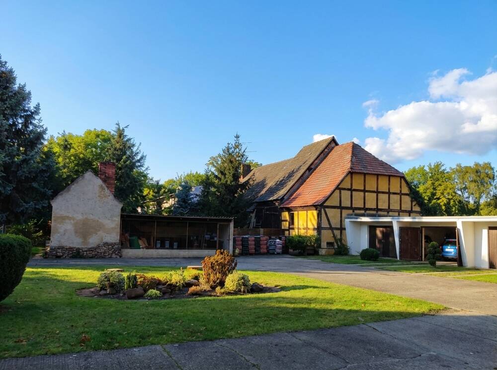 Thumbnail-Fachwerk-Ensemble vor 1900 | 1.000 m² | Denkmal | sanierungsbedürftig | provisionsfrei